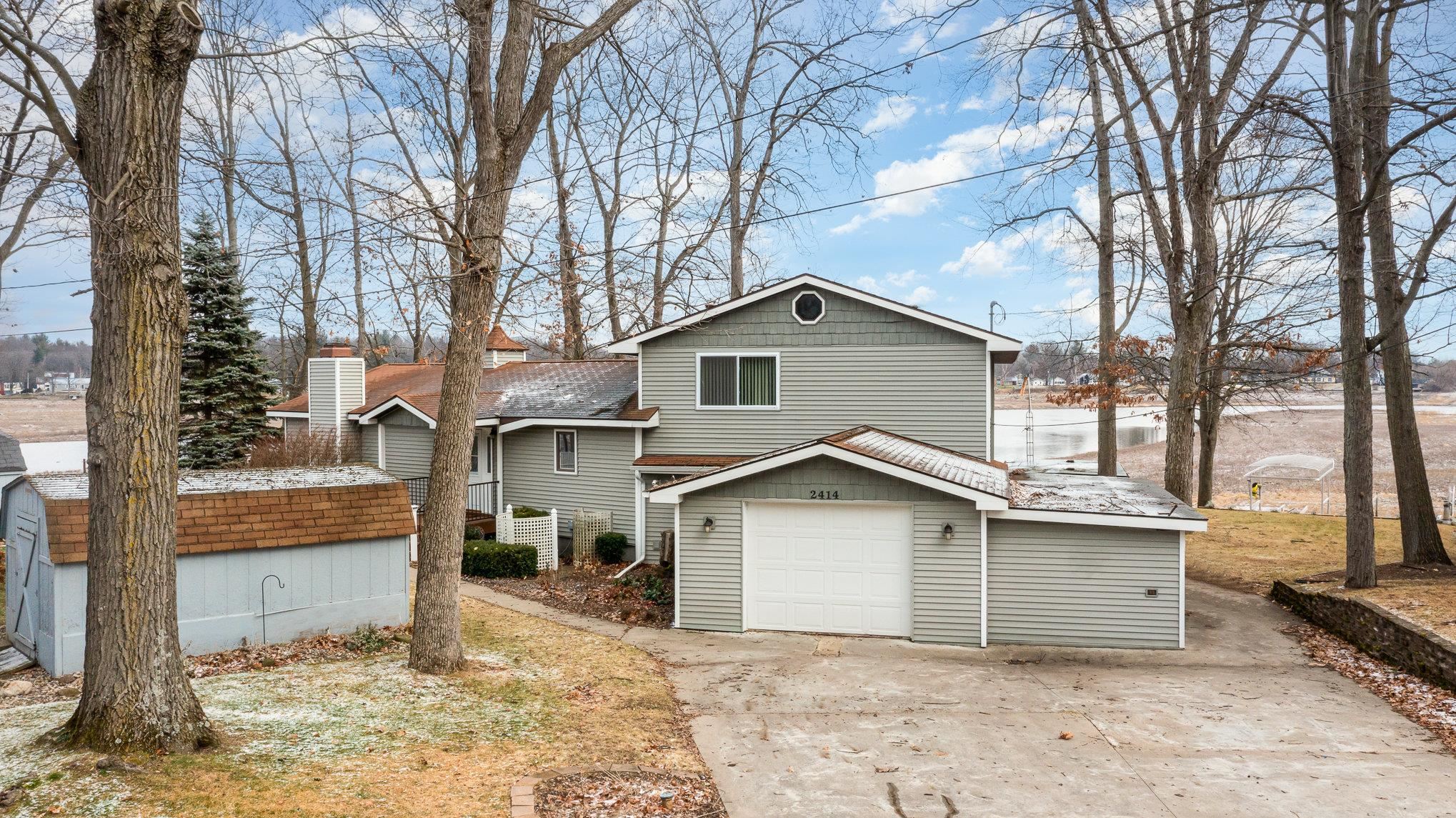 2414 N Peterson Drive