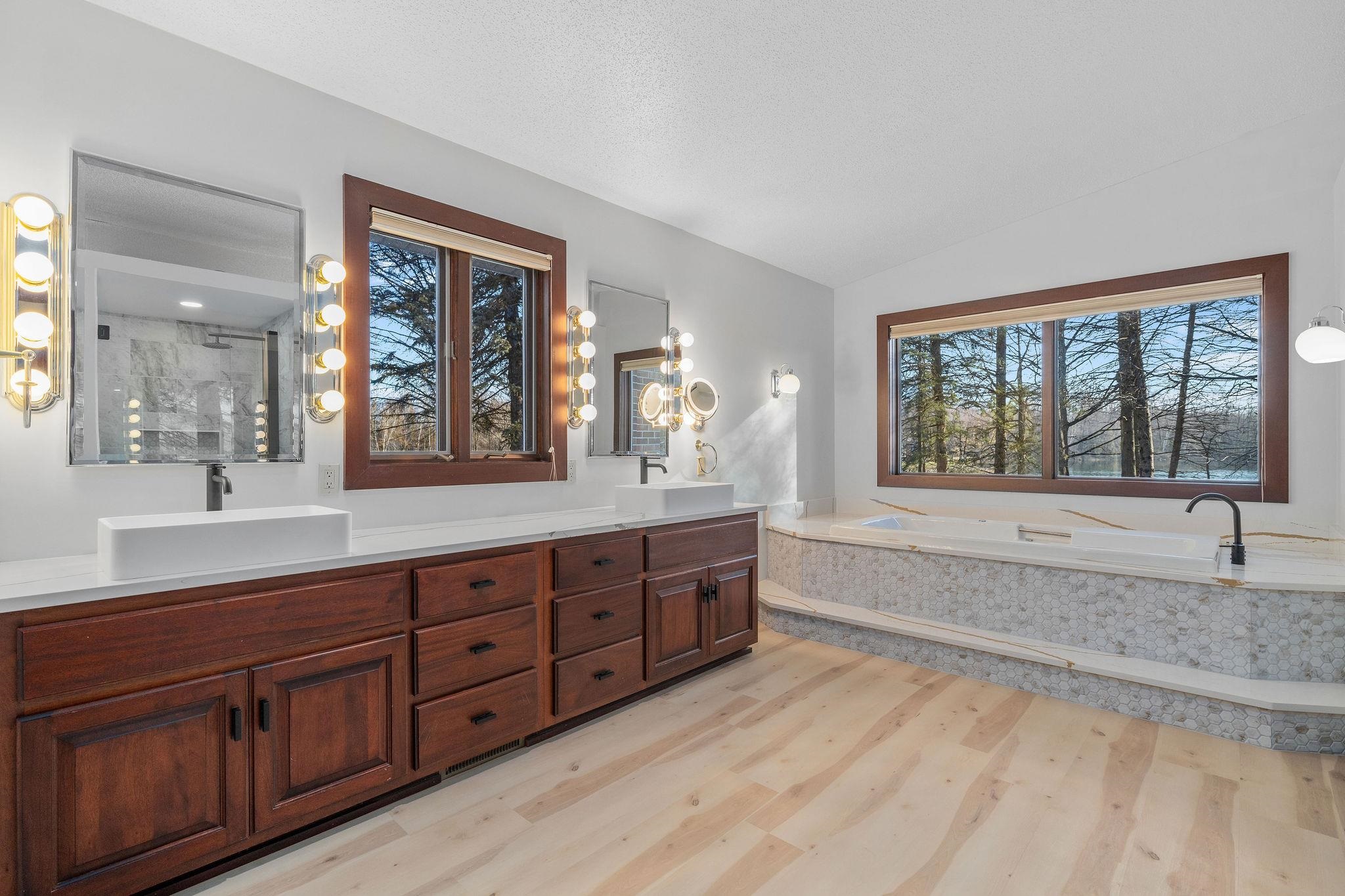 3848 E Southgate Drive