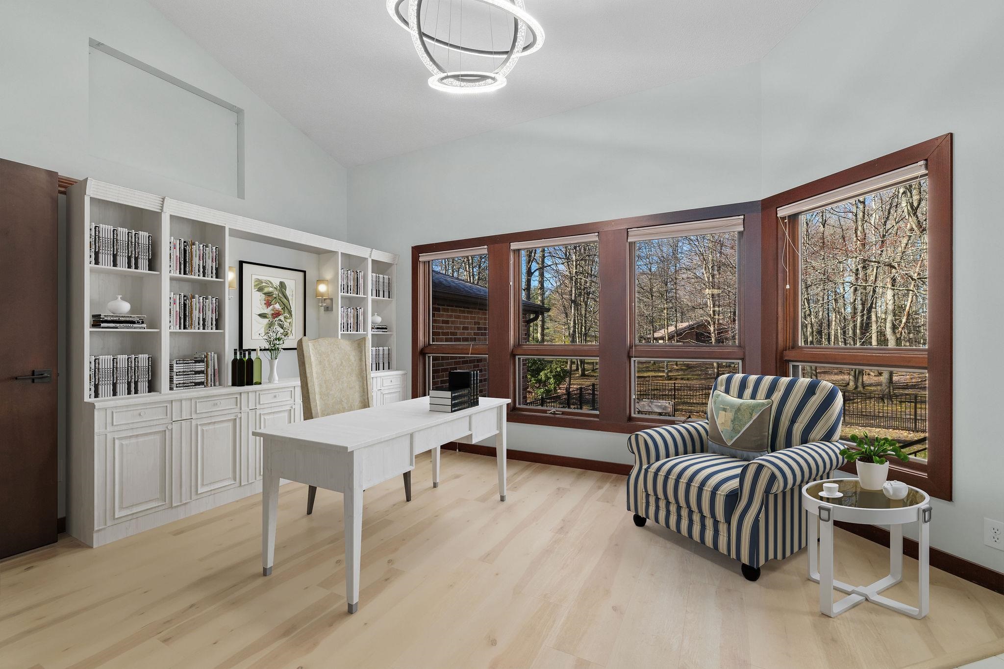 3848 E Southgate Drive