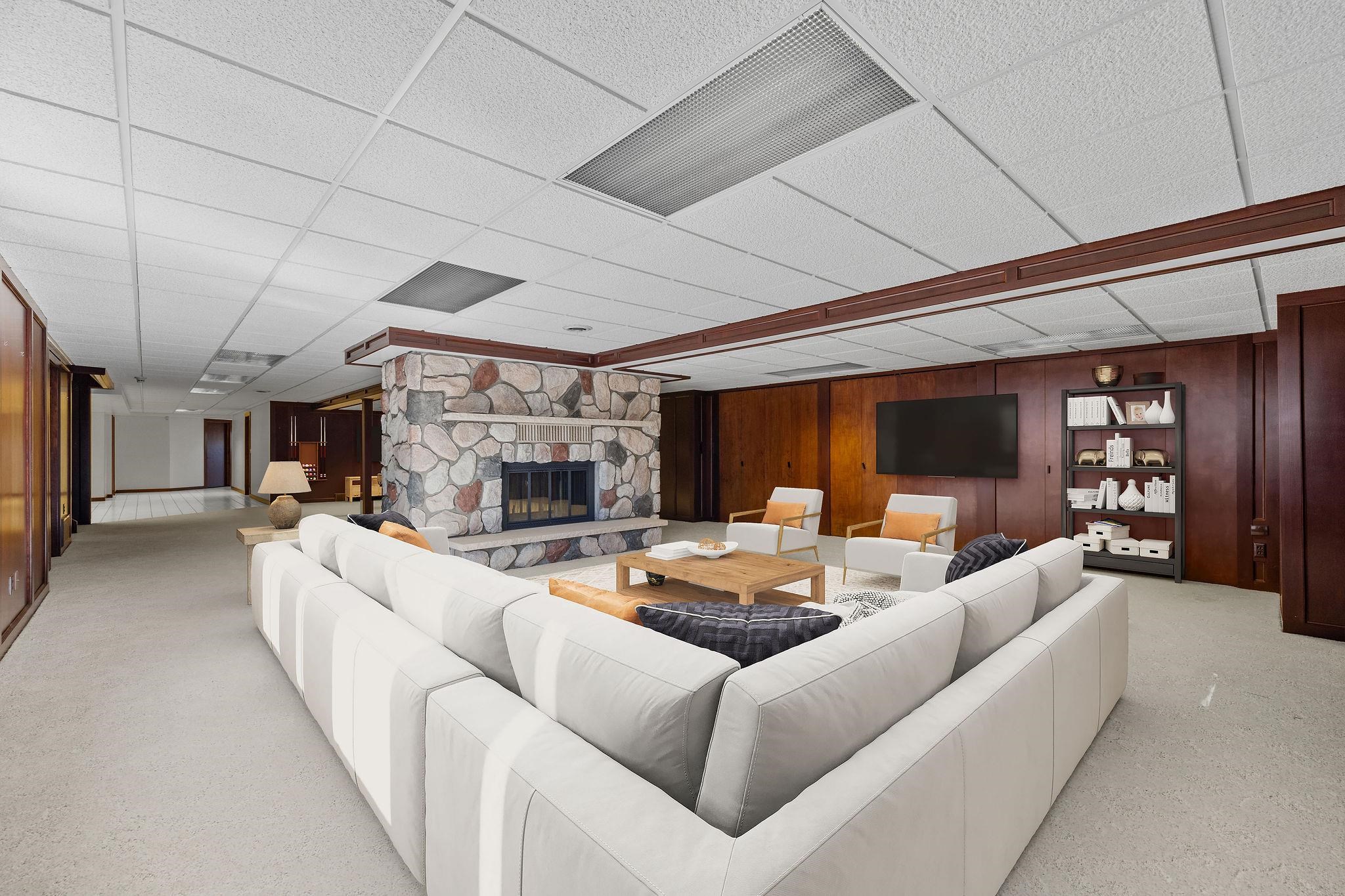 3848 E Southgate Drive