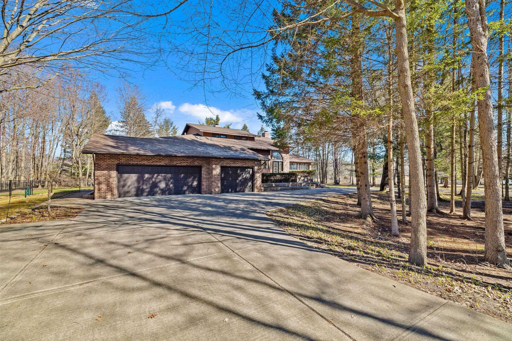 3848 E Southgate Drive