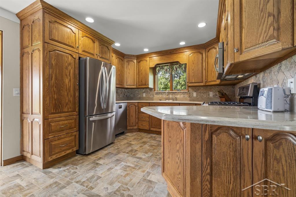 1114 Eddie Drive