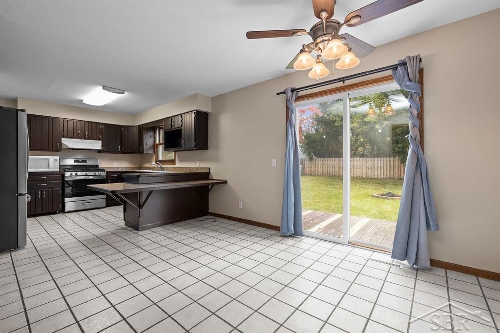 2500 Wood Court, Midland