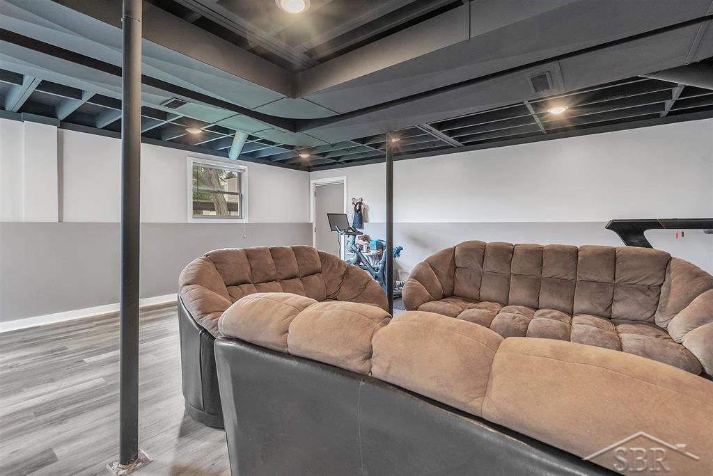 2500 Wood Court, Midland