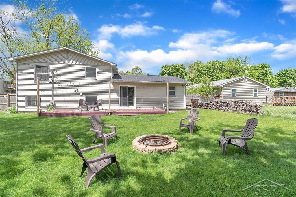 2500 Wood Court, Midland