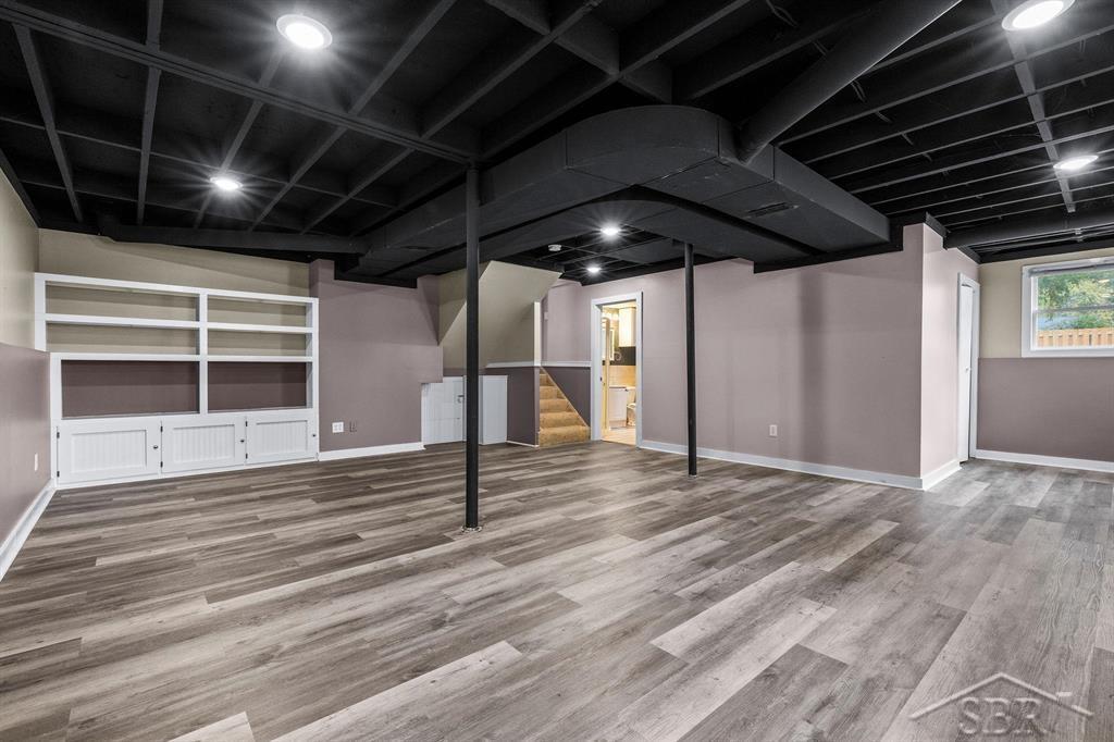 2500 Wood Court, Midland