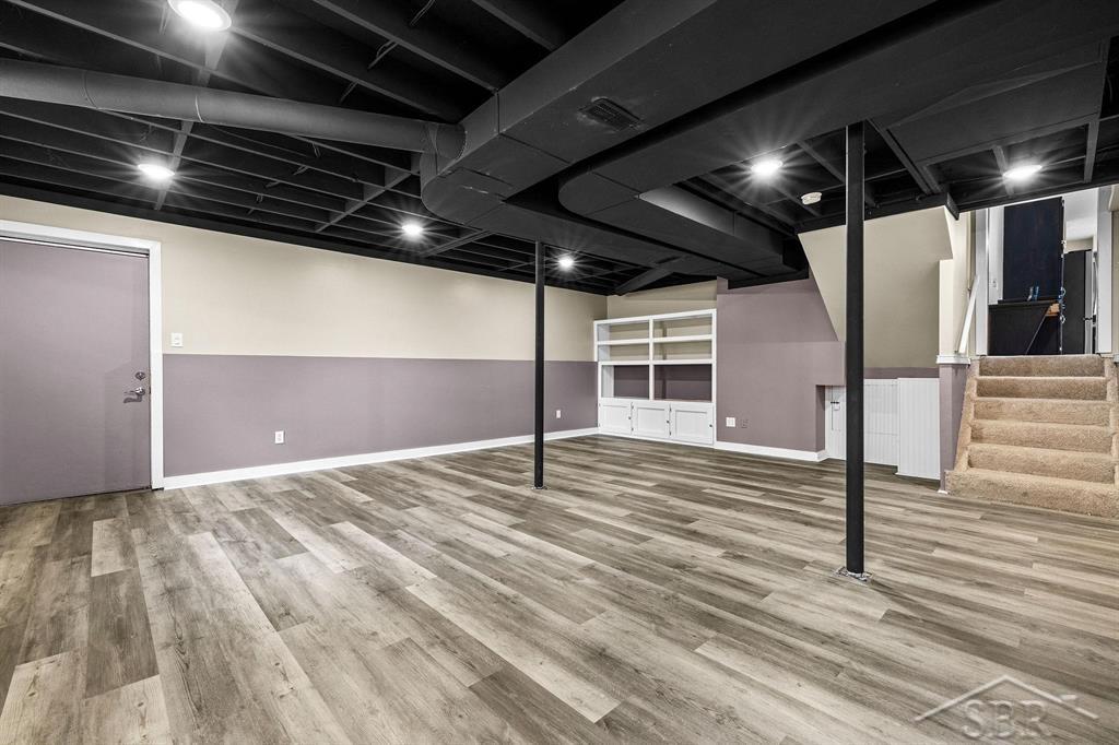 2500 Wood Court, Midland