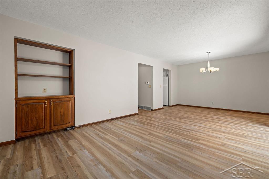 4903 Grandview Circle