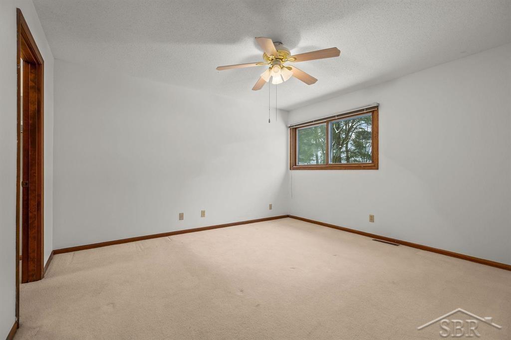 4927 Grandview Circle