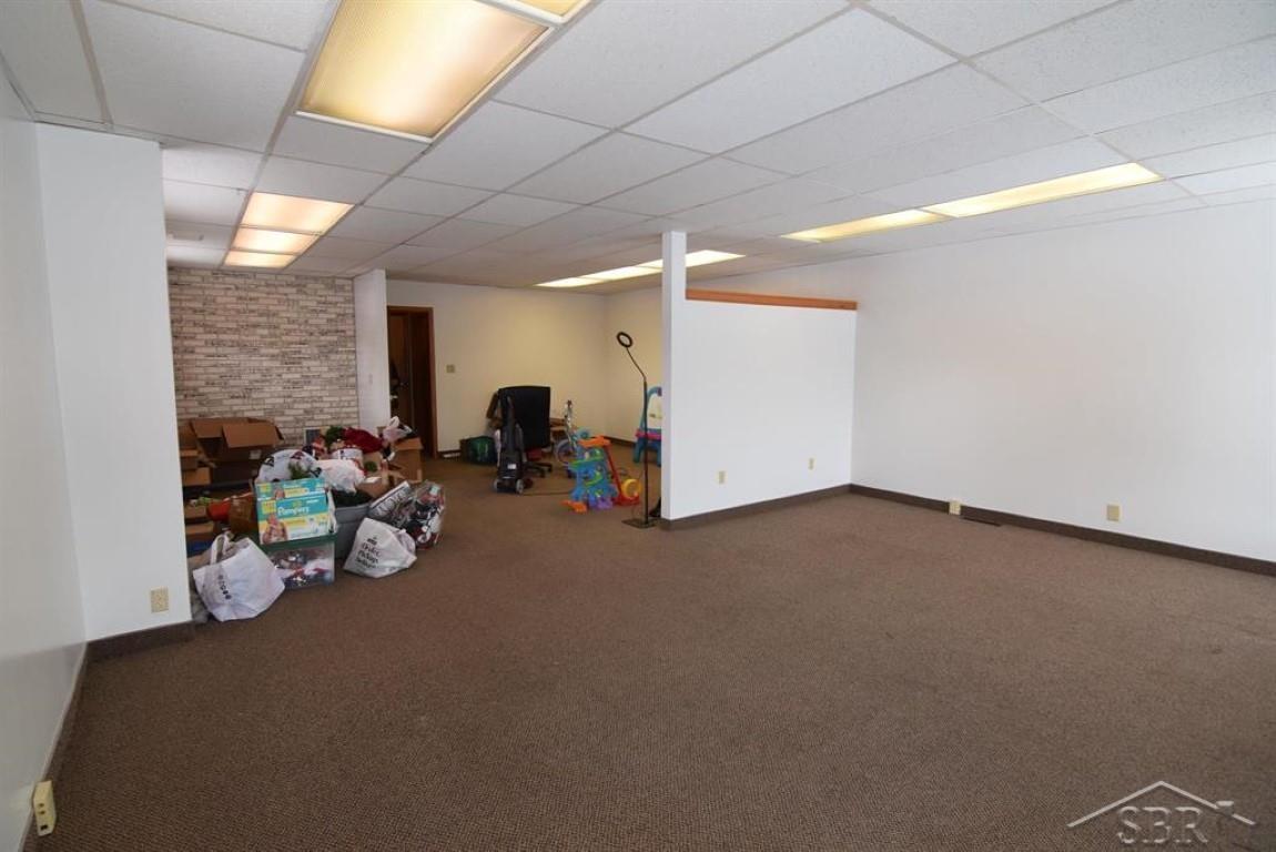 3020/3024 Bay City Road