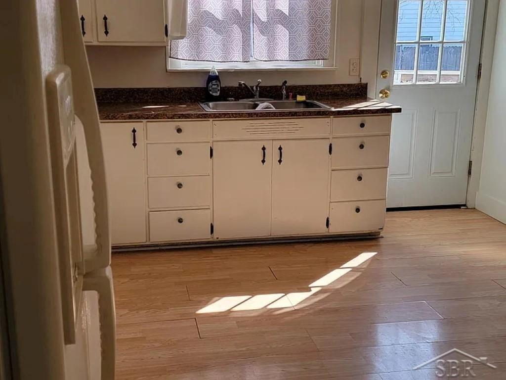 3020/3024 Bay City Road