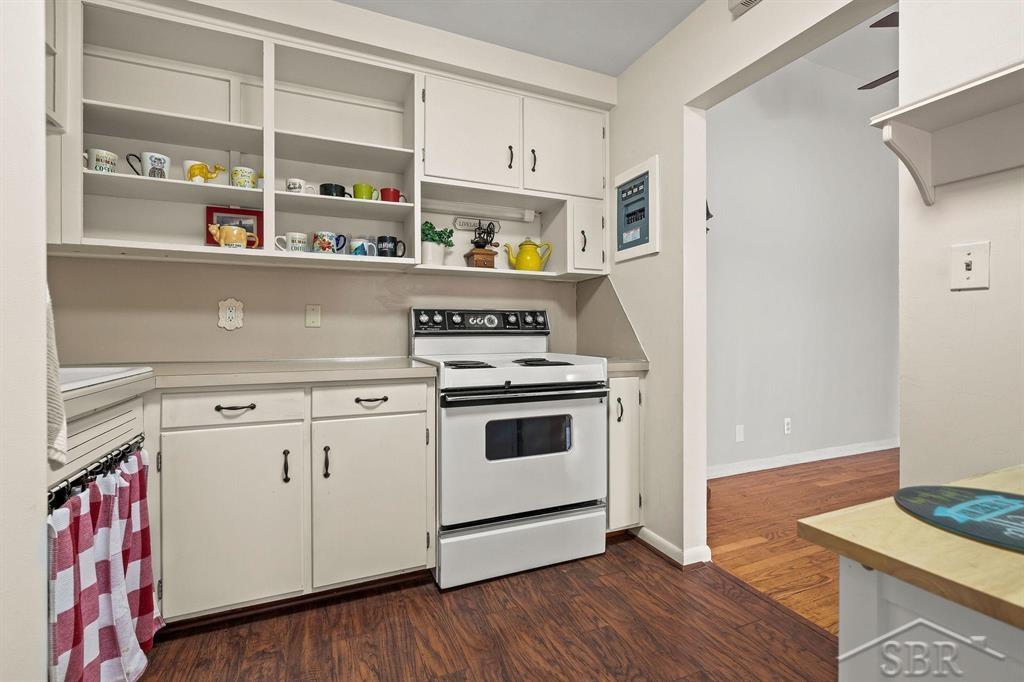 2405 Damman Apt. 201 Drive # 201