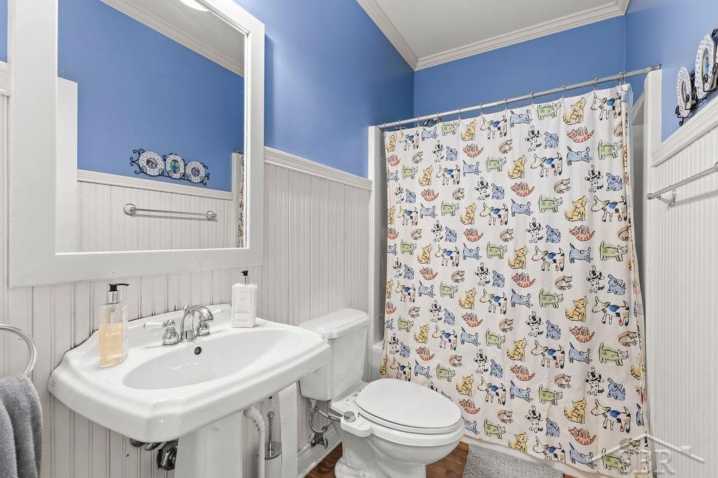 2961 Laurel Park