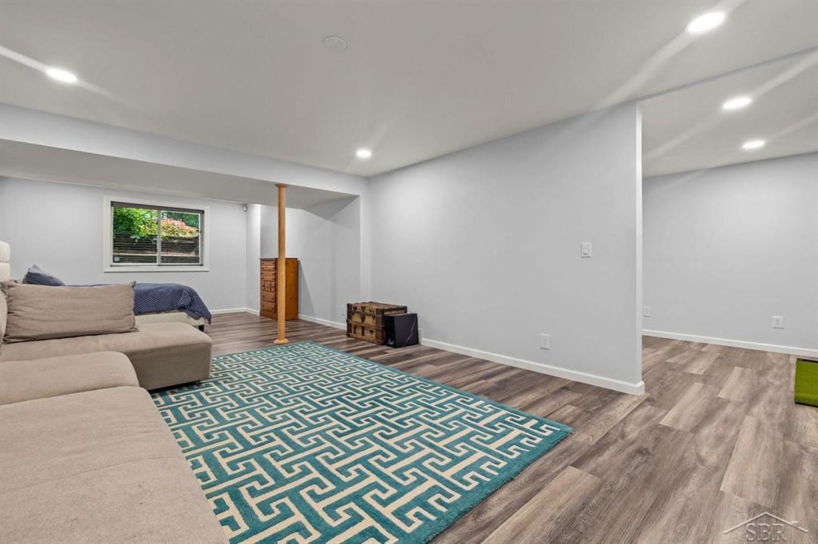 5004 Warblers Way