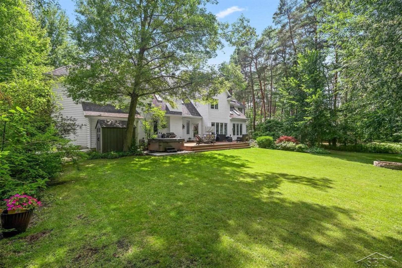 5004 Warblers Way