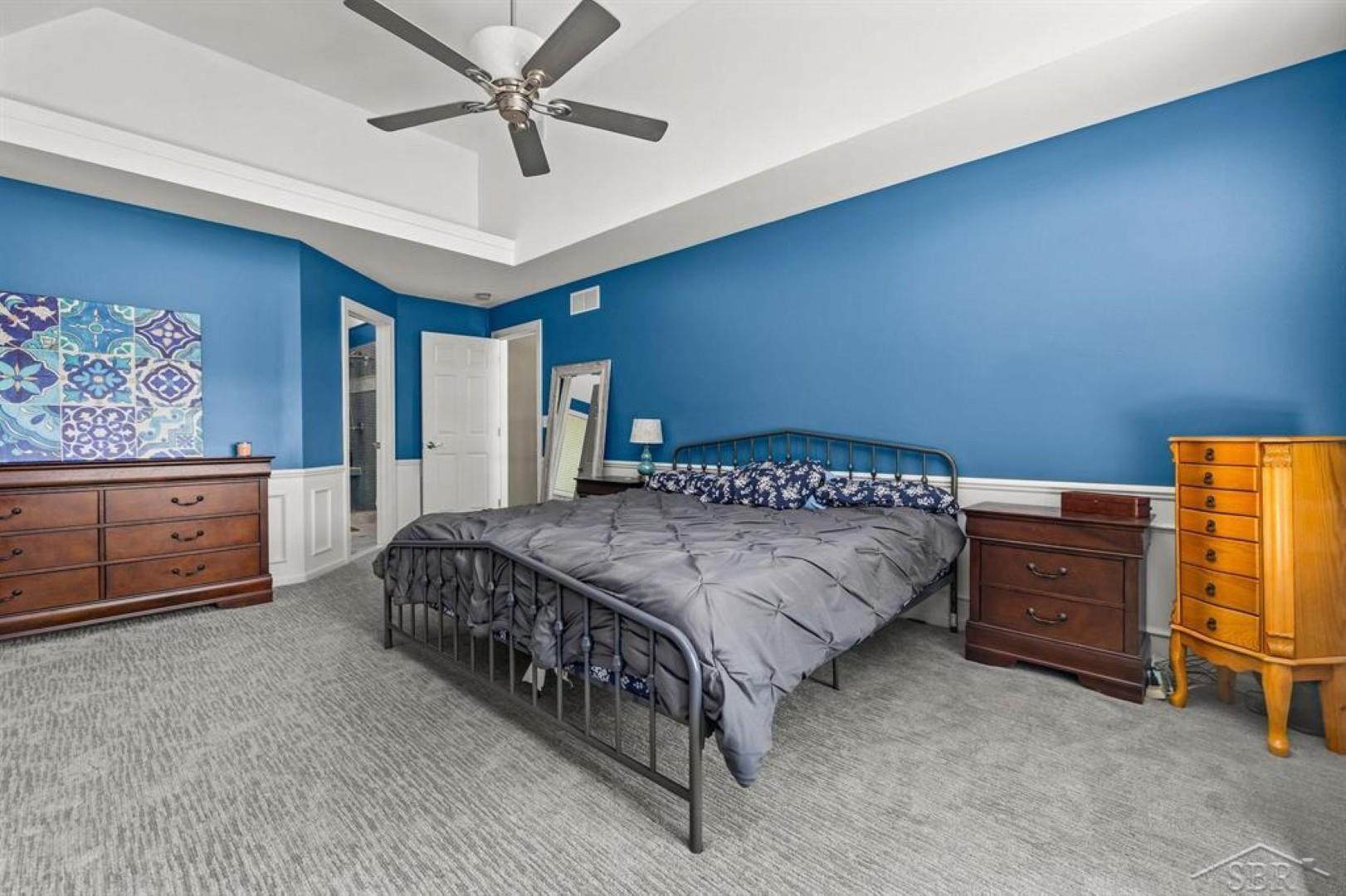 5004 Warblers Way