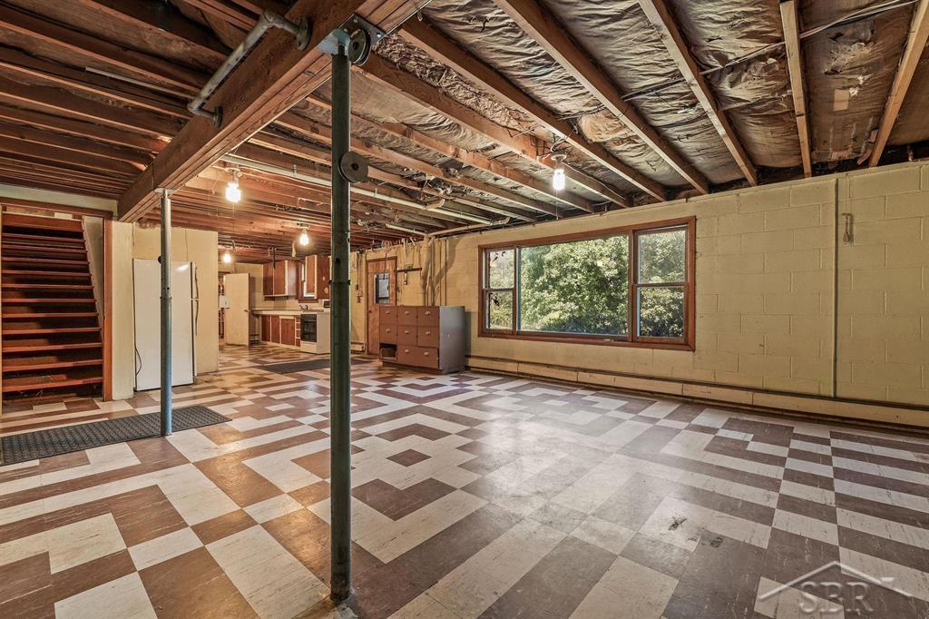 3314 N Genrich Drive