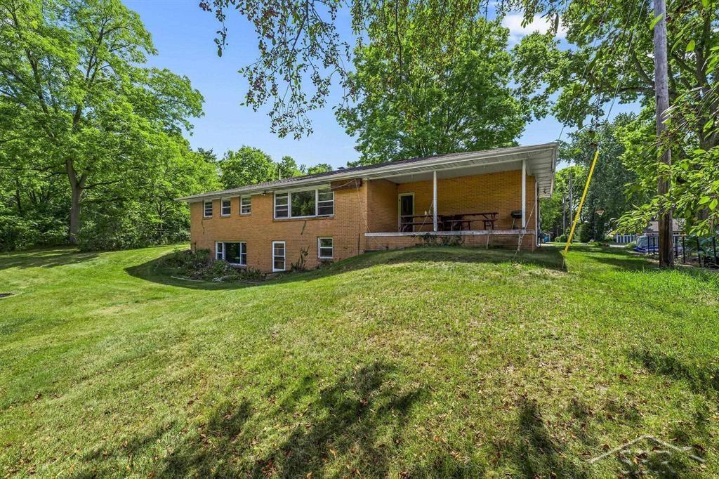 3314 N Genrich Drive