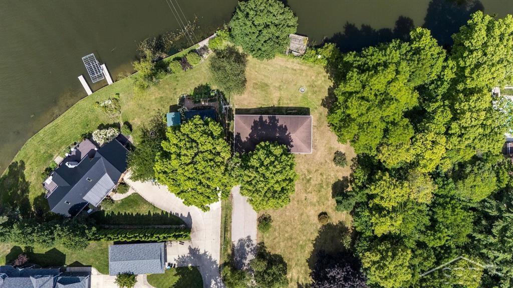 3314 N Genrich Drive