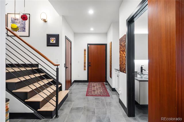 322 Steele Street