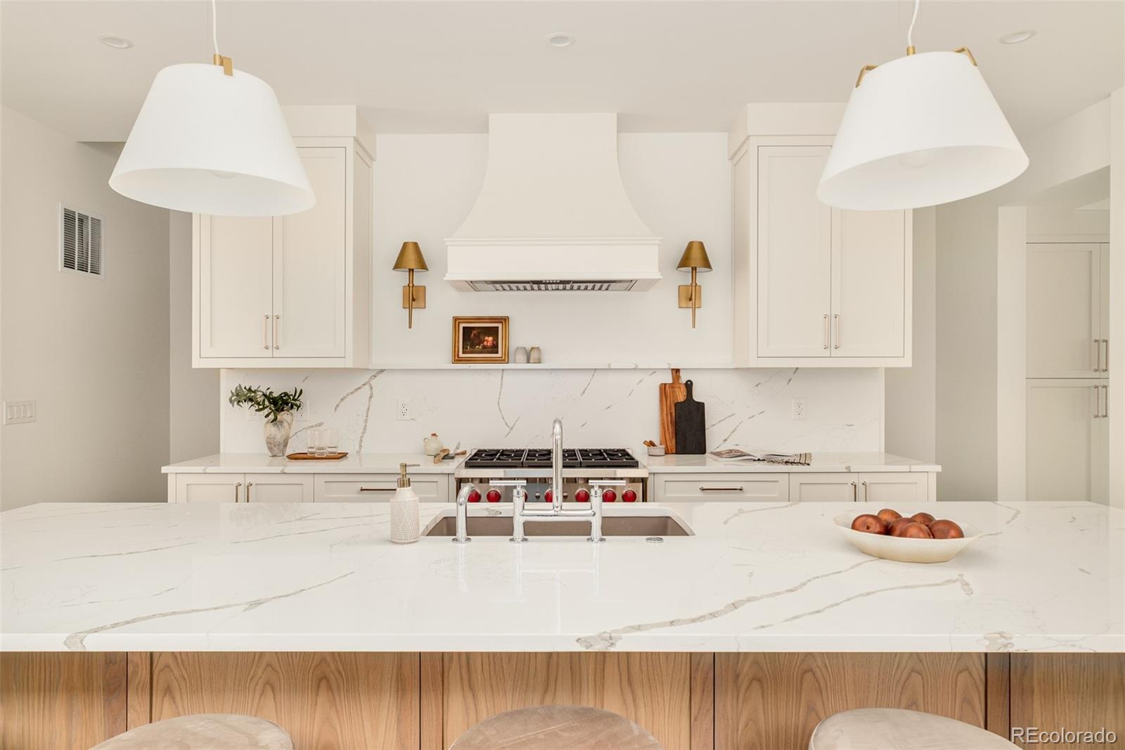 680 S Gaylord Street