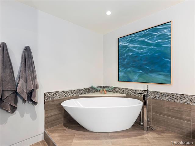 2400 E Cherry Creek South Drive Unit: 406