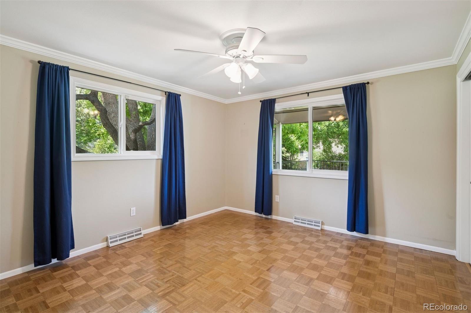 5653 E Southmoor Circle