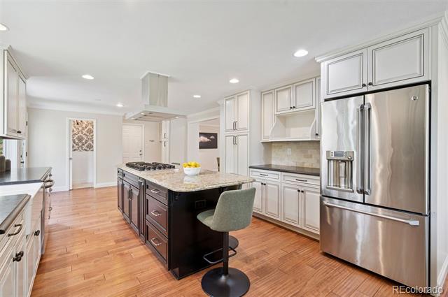 5653 E Southmoor Circle