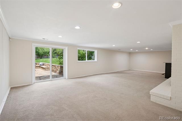 5653 E Southmoor Circle