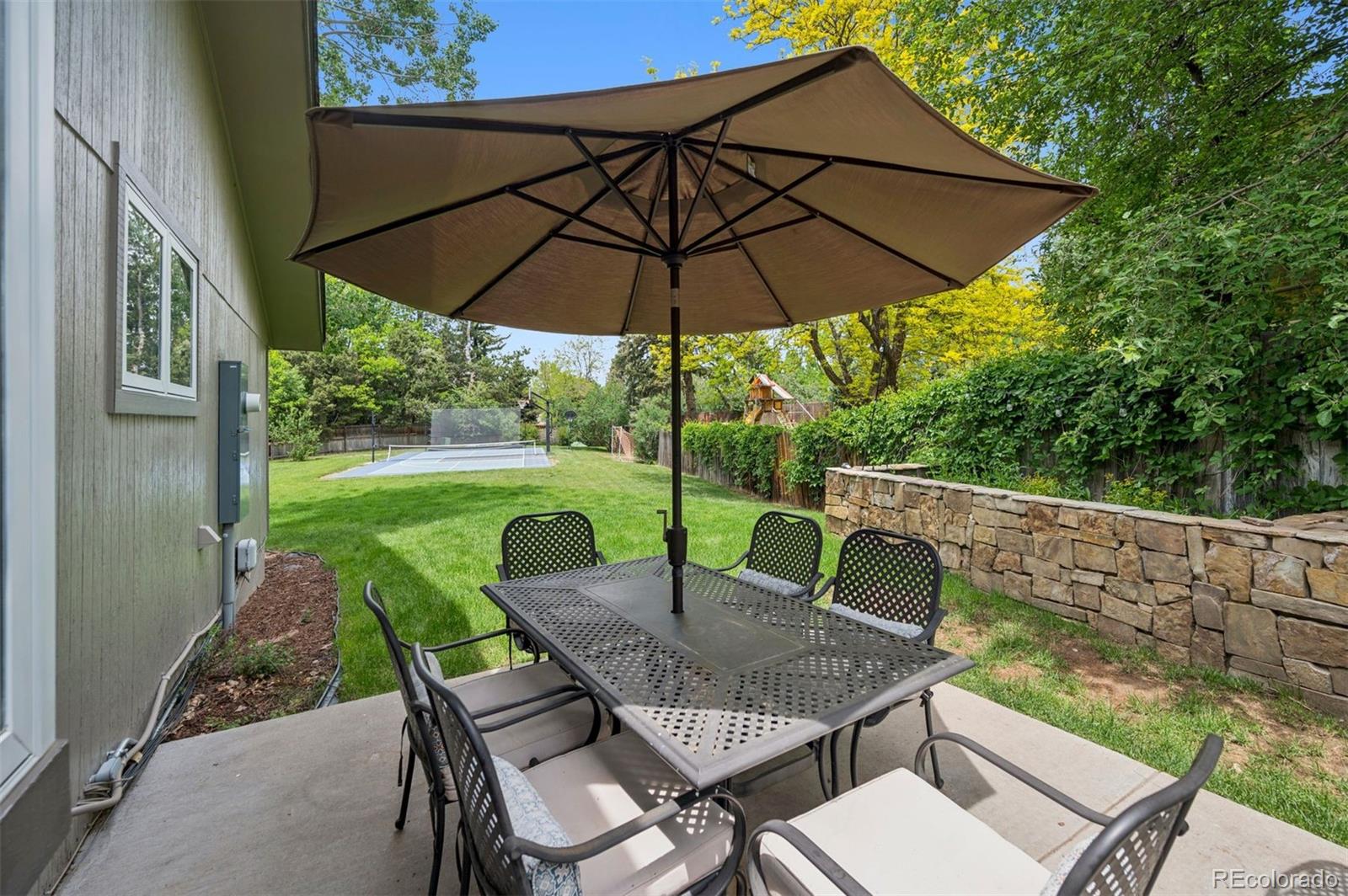 5653 E Southmoor Circle