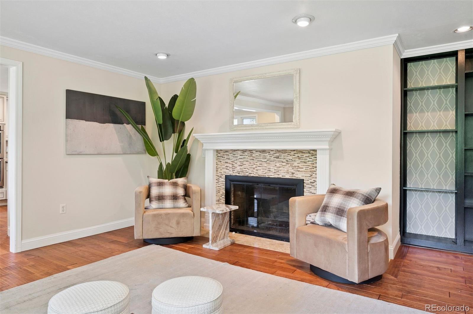 5653 E Southmoor Circle