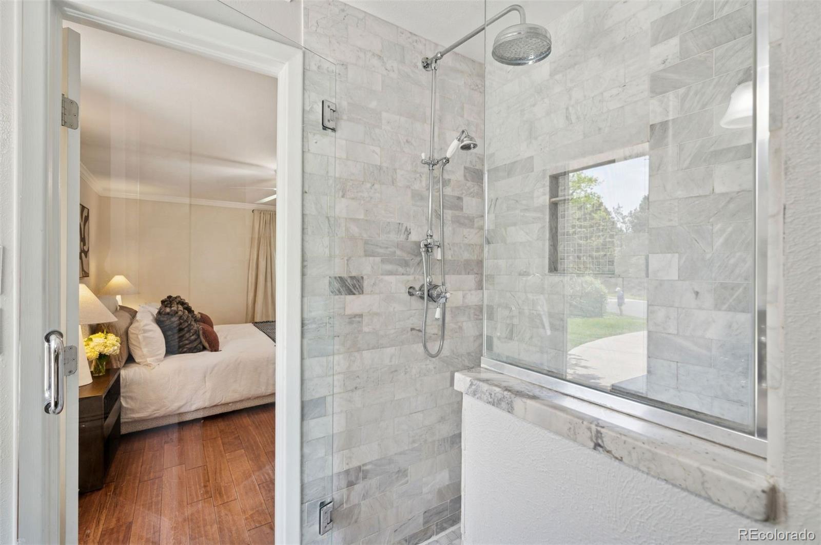 5653 E Southmoor Circle