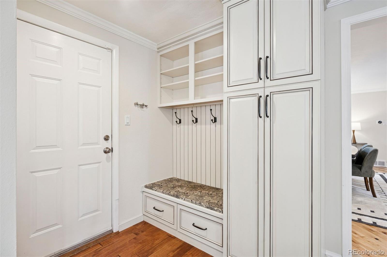 5653 E Southmoor Circle