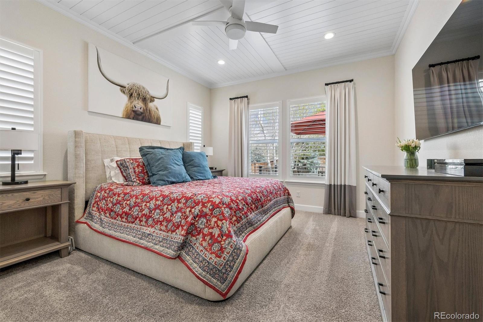 7438 S Pennsylvania Street