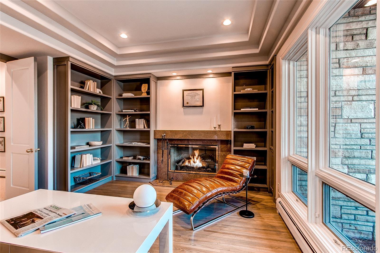 400 S Steele Street Unit: 16