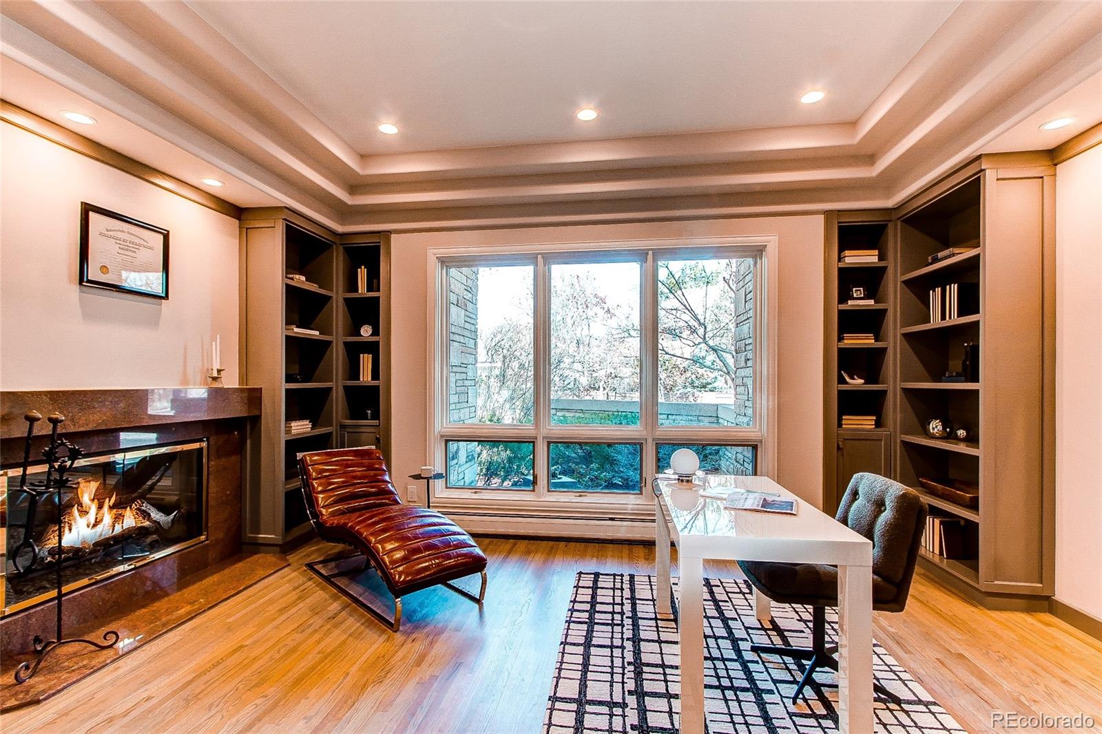 400 S Steele Street Unit: 16