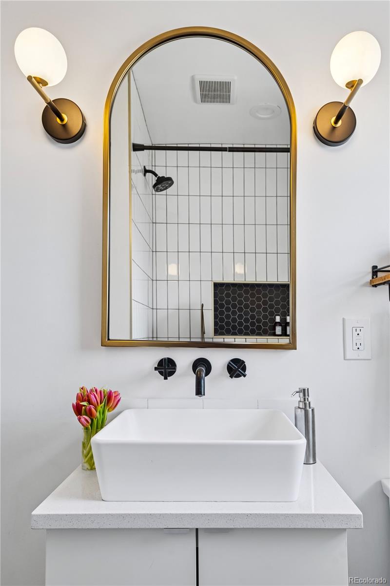 1705 S Downing Street