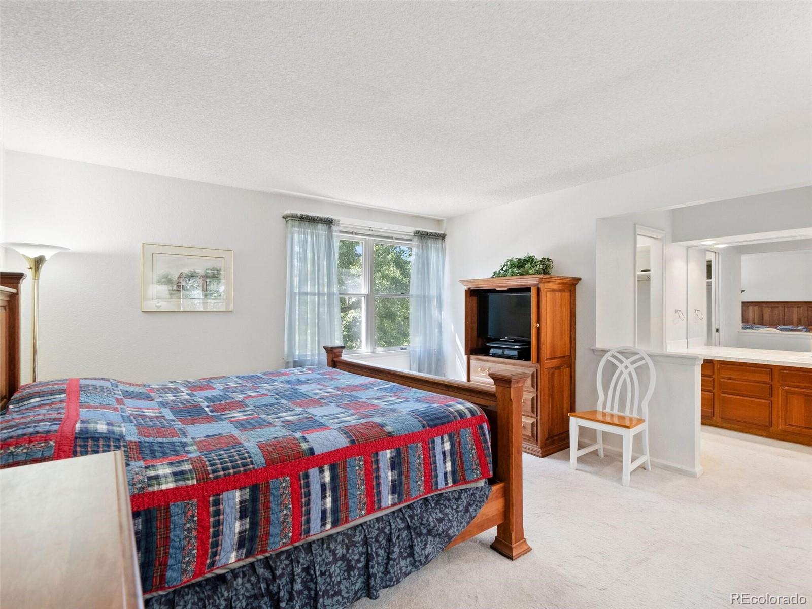 9831 E Pinewood Avenue