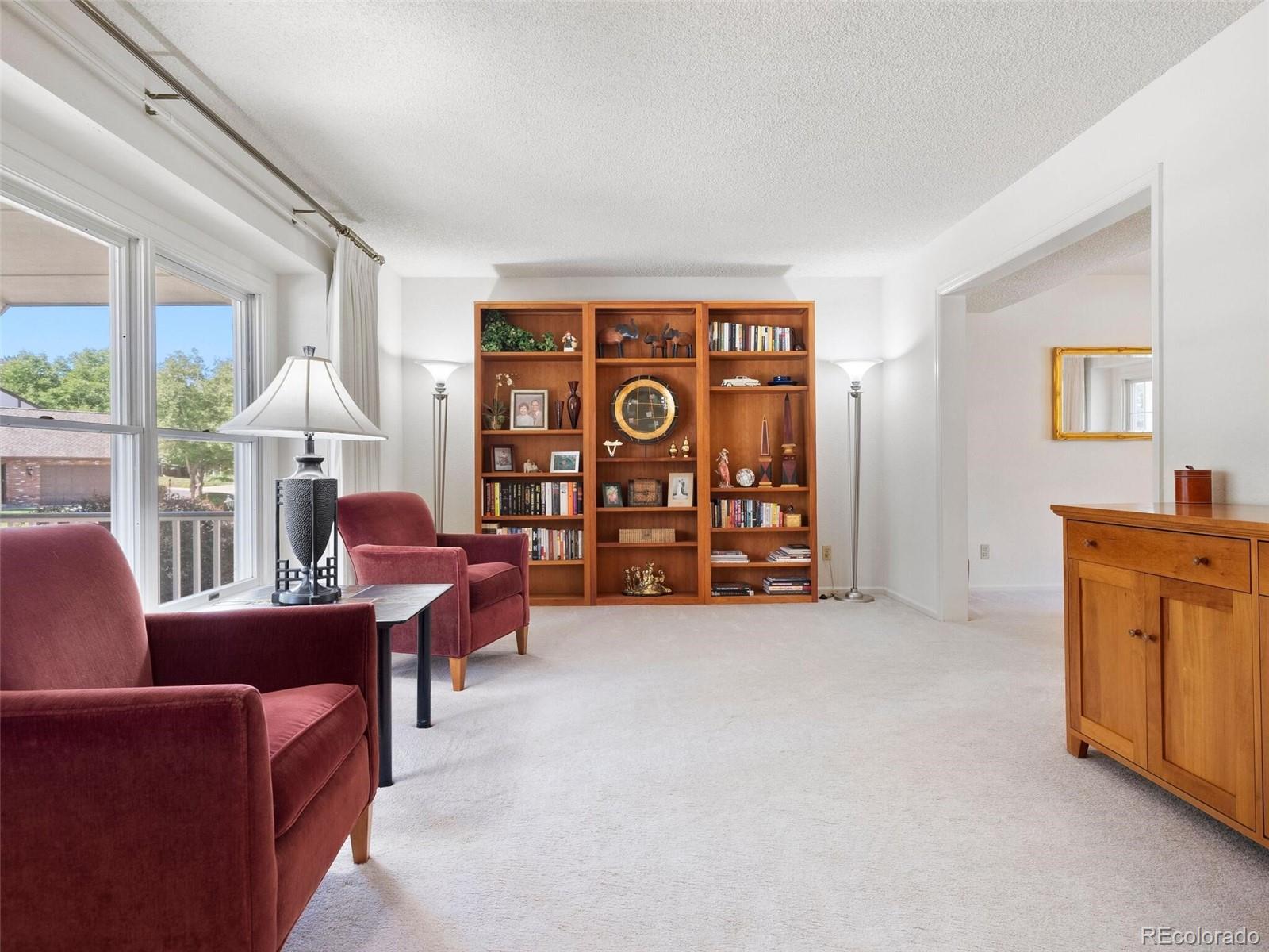 9831 E Pinewood Avenue