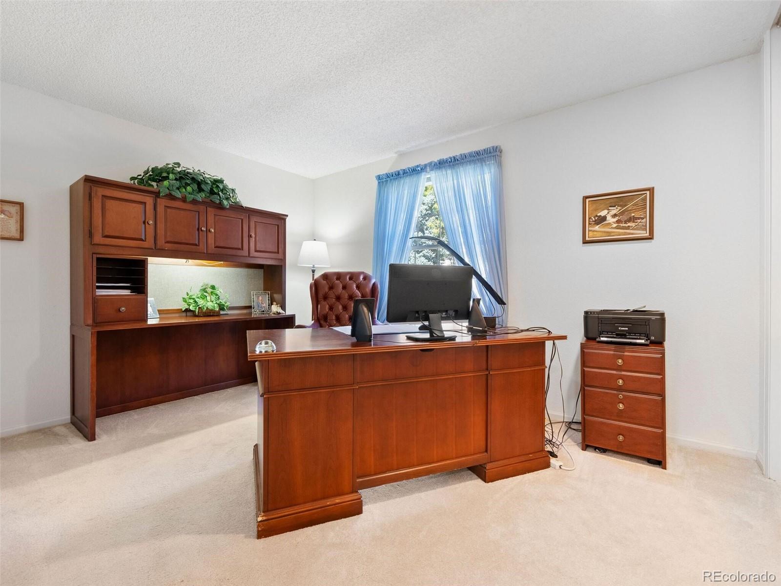 9831 E Pinewood Avenue