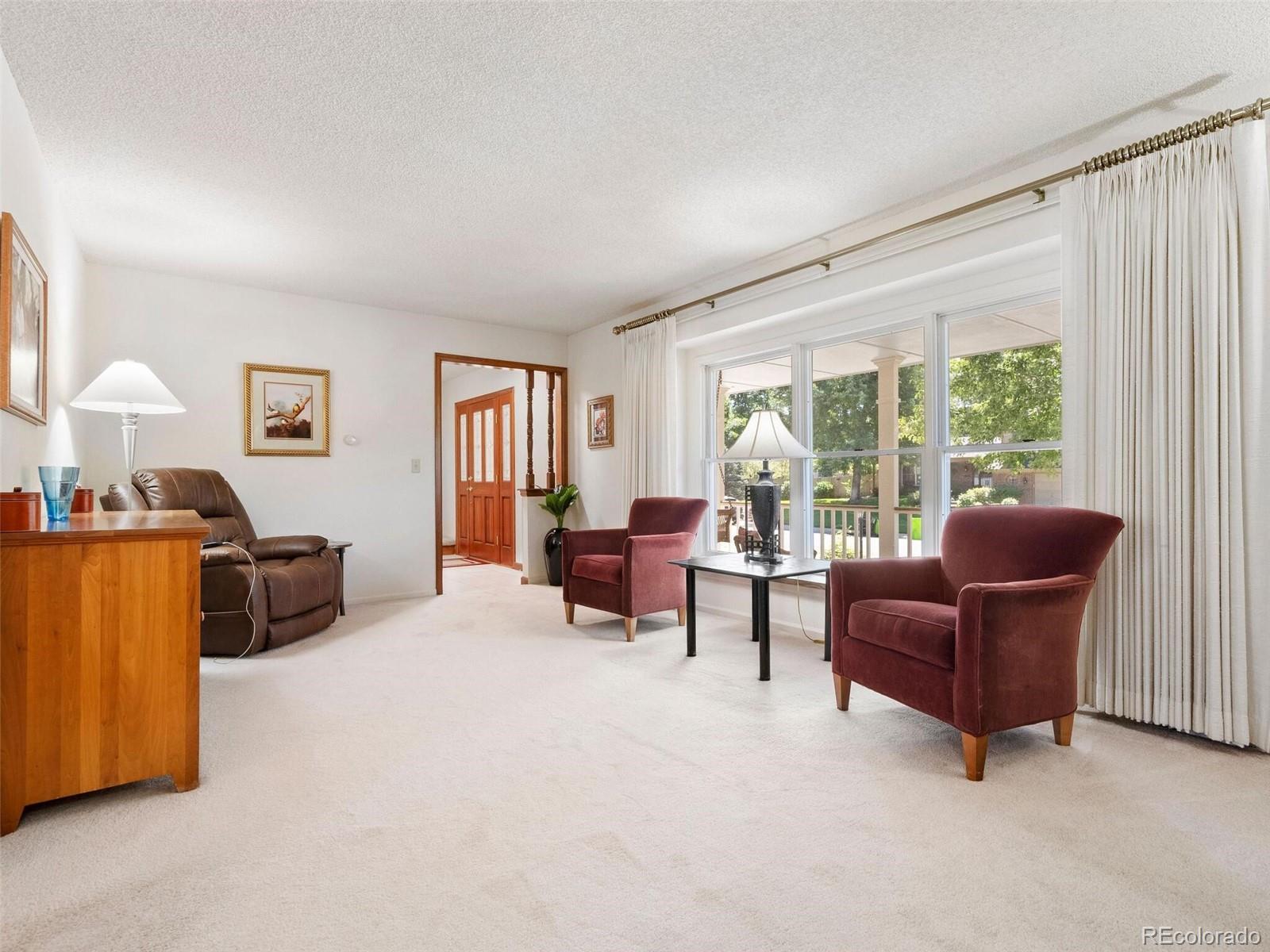 9831 E Pinewood Avenue