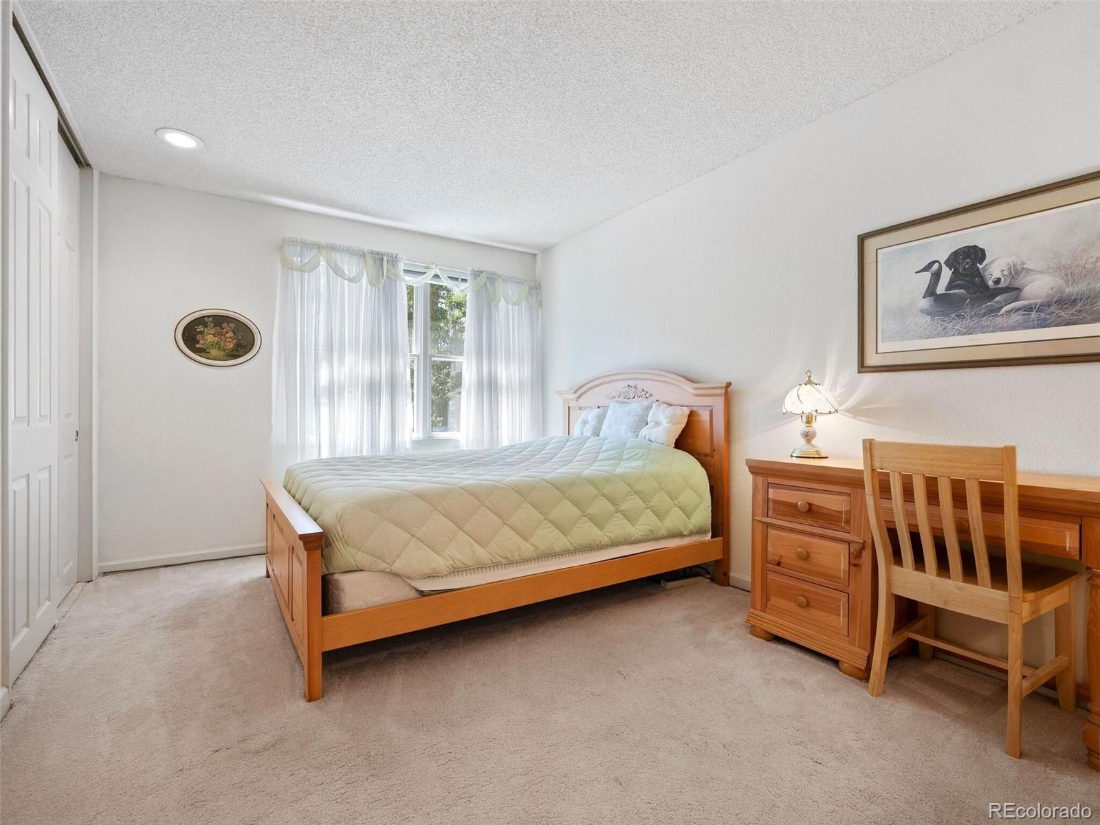 9831 E Pinewood Avenue