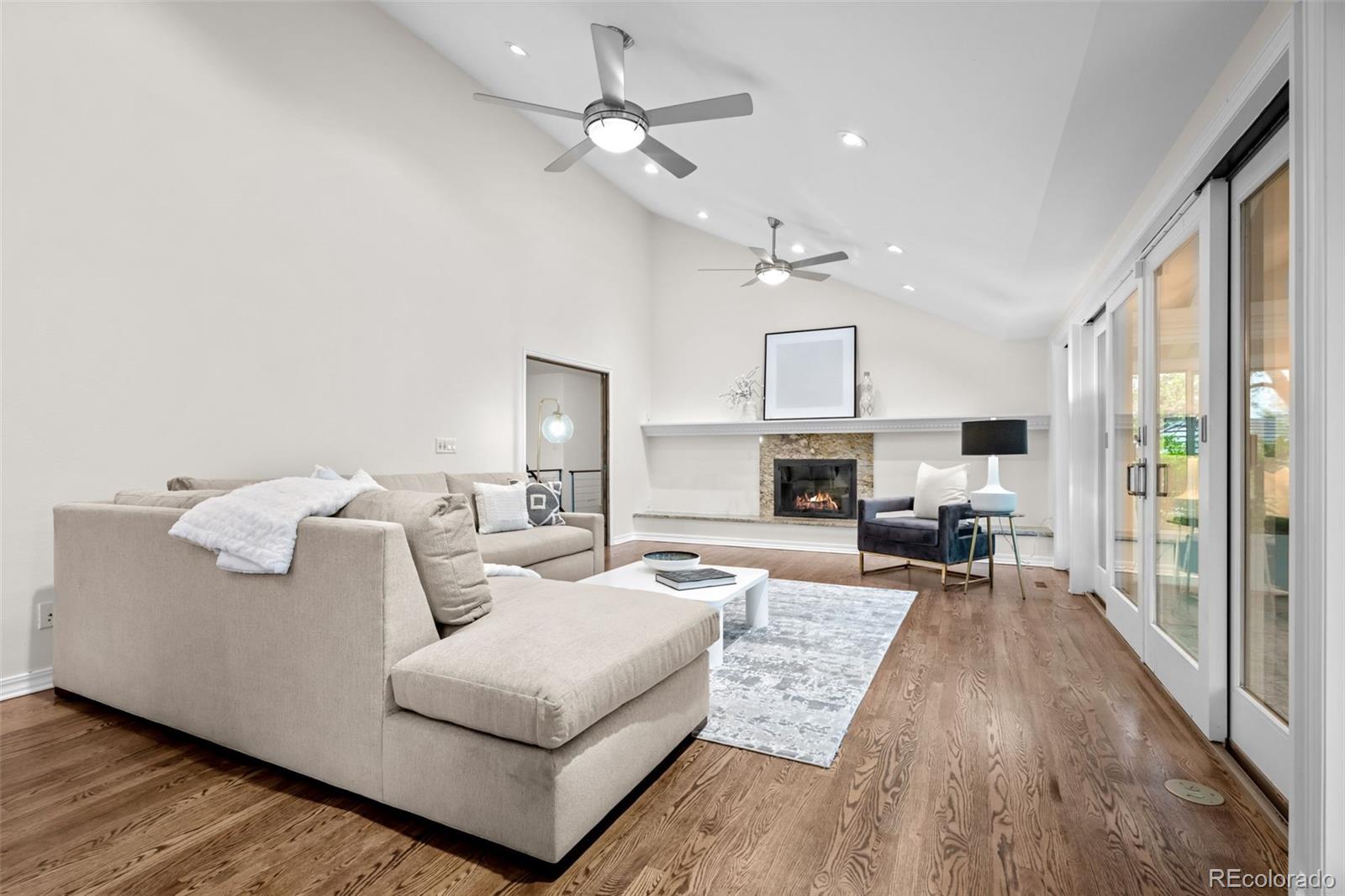 4951 Sanford Circle W