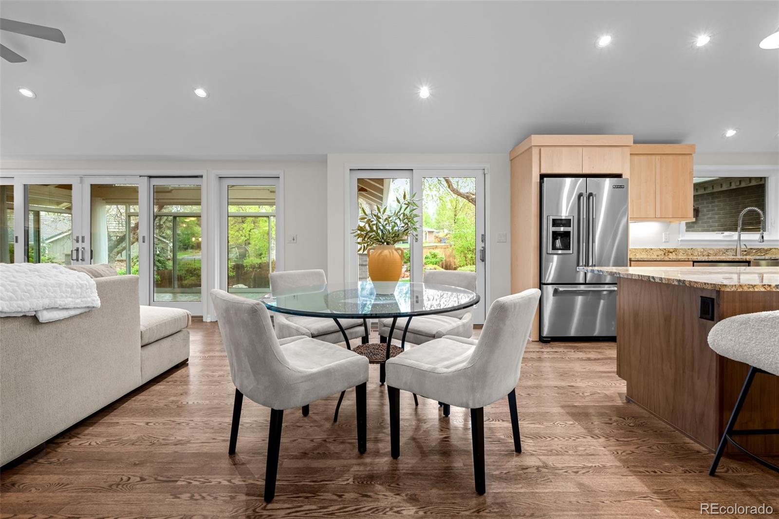 4951 Sanford Circle W