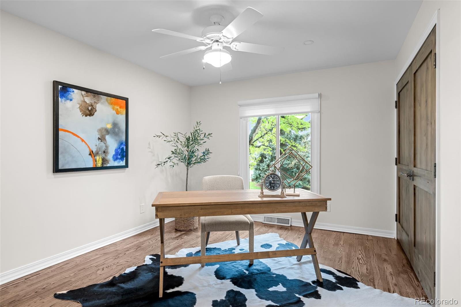 4951 Sanford Circle W