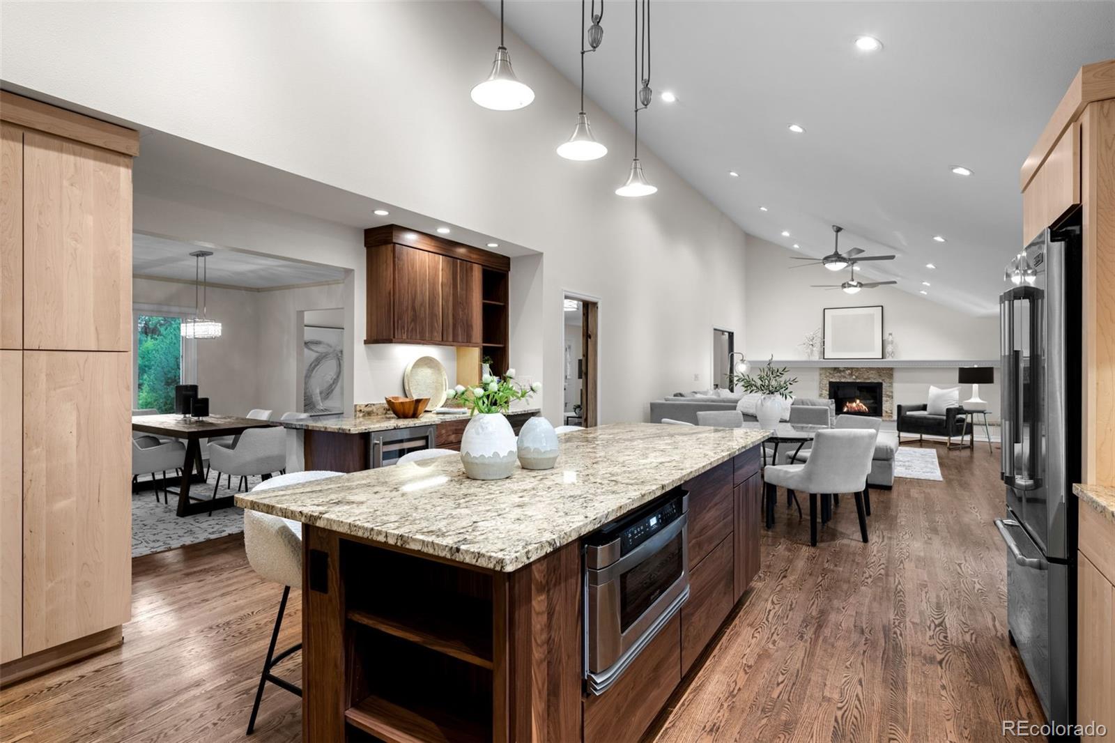 4951 Sanford Circle W