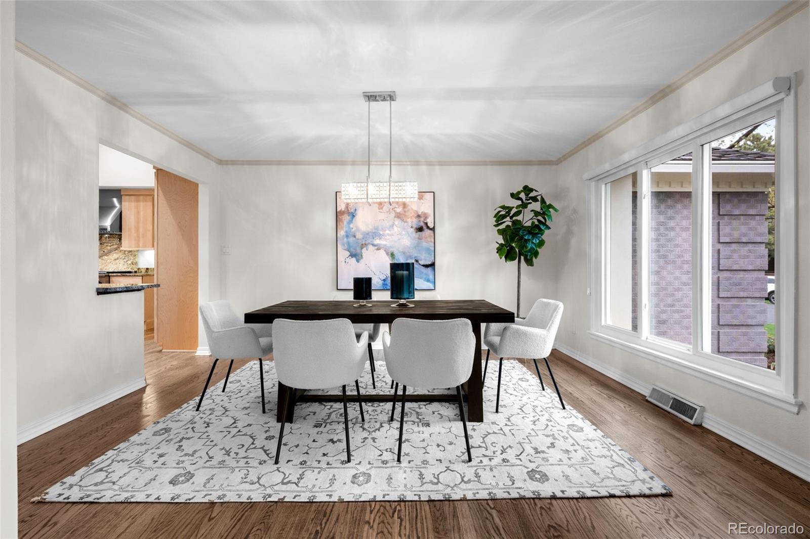 4951 Sanford Circle W