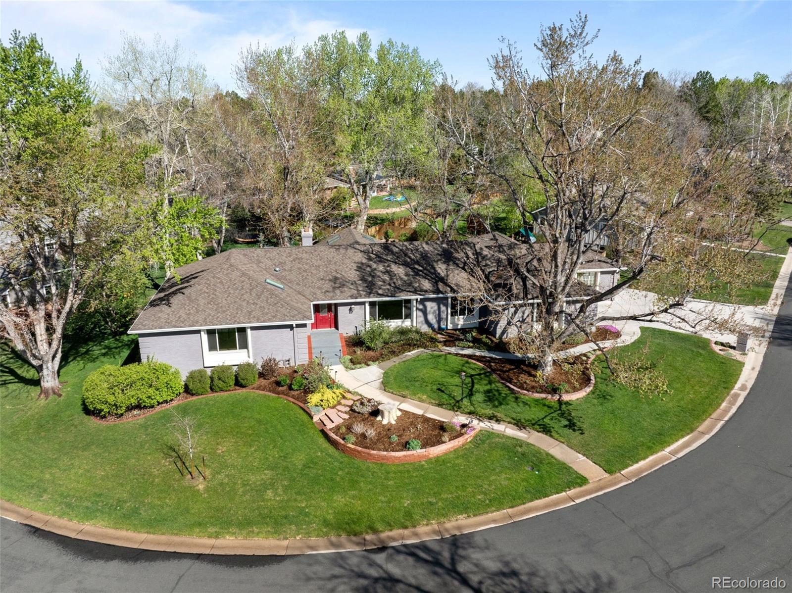 4951 Sanford Circle W