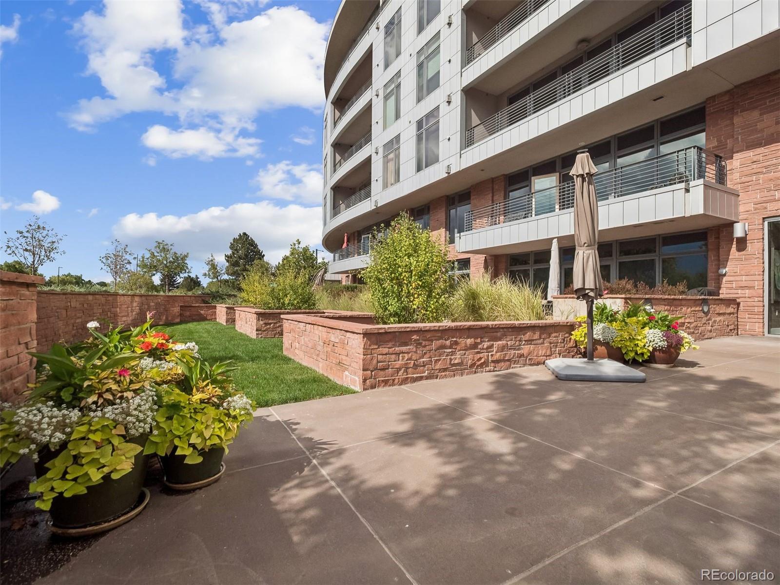 333 S Monroe Street Unit: 313