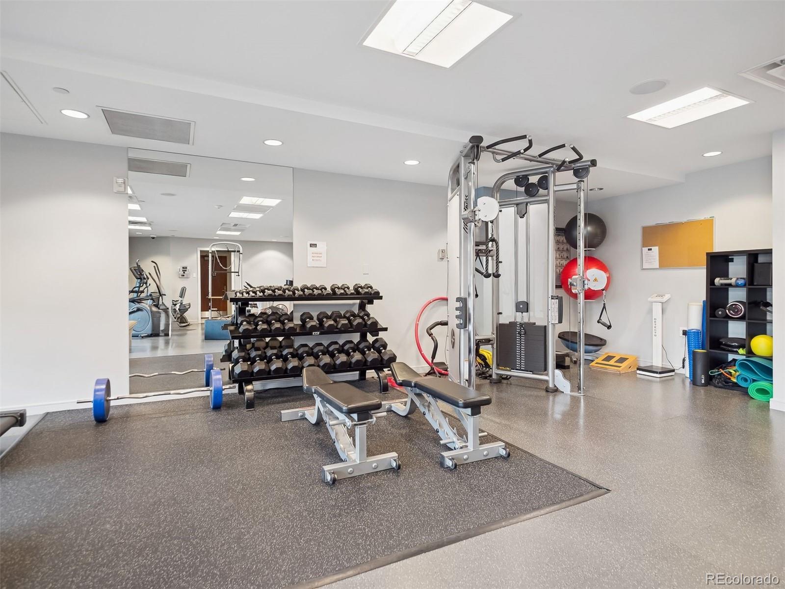 333 S Monroe Street Unit: 313